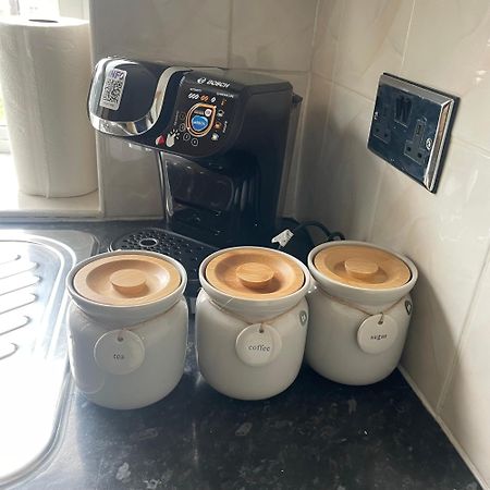Entire 3 Bedroom Home - Minutes To Emirates Stadium! London Ngoại thất bức ảnh